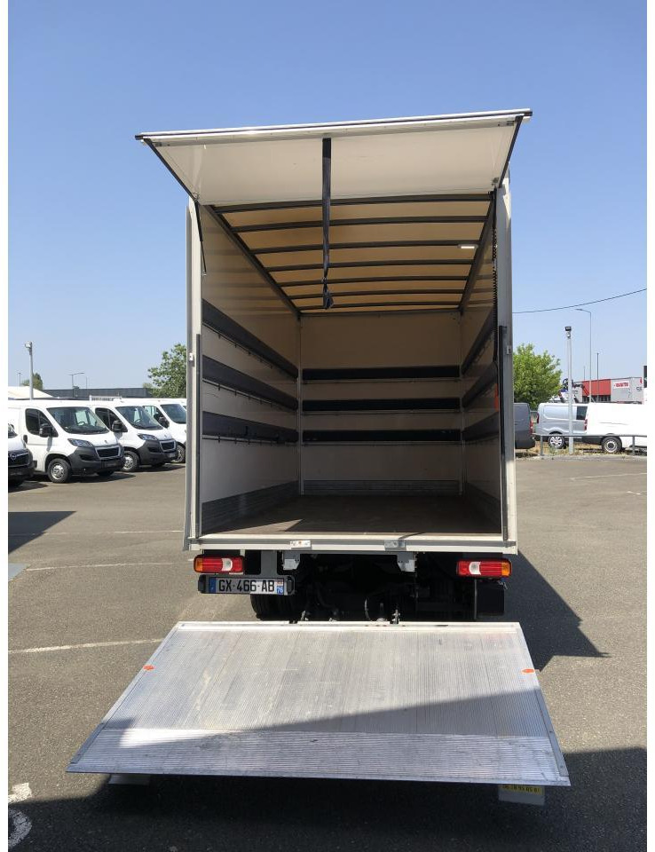 Iveco Daily 35 C 16 CAISSE HAYON 20M3 - Xe tải nhỏ thùng kín: hình 2 Iveco Daily 35 C 16 CAISSE HAYON 20M3 - Xe tải nhỏ thùng kín: hình 2