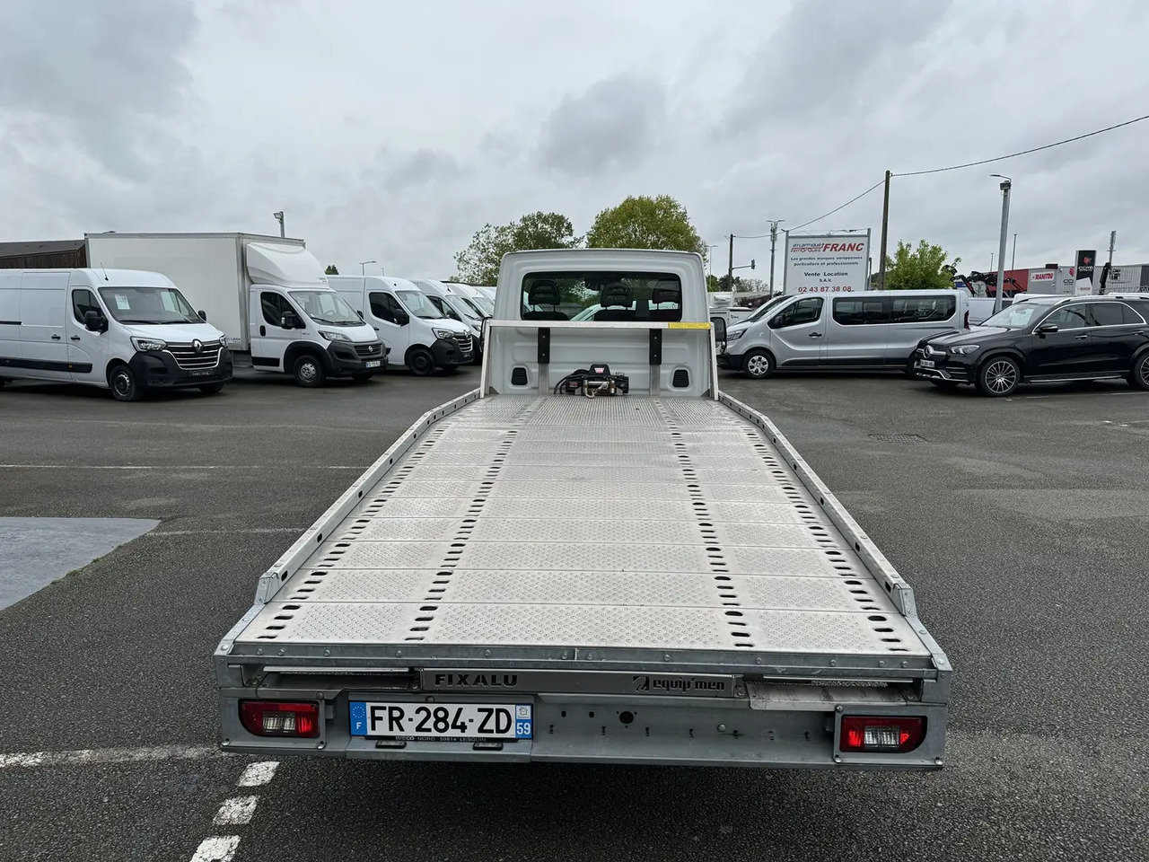 Iveco Daily 35C16H3.0 EMPATTEMENT 4100 - Xe tải kéo: hình 3 Iveco Daily 35C16H3.0 EMPATTEMENT 4100 - Xe tải kéo: hình 3