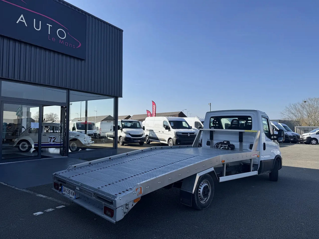 Iveco Daily 35S16 D EMPATTEMENT 4100 - Xe tải kéo: hình 4 Iveco Daily 35S16 D EMPATTEMENT 4100 - Xe tải kéo: hình 4
