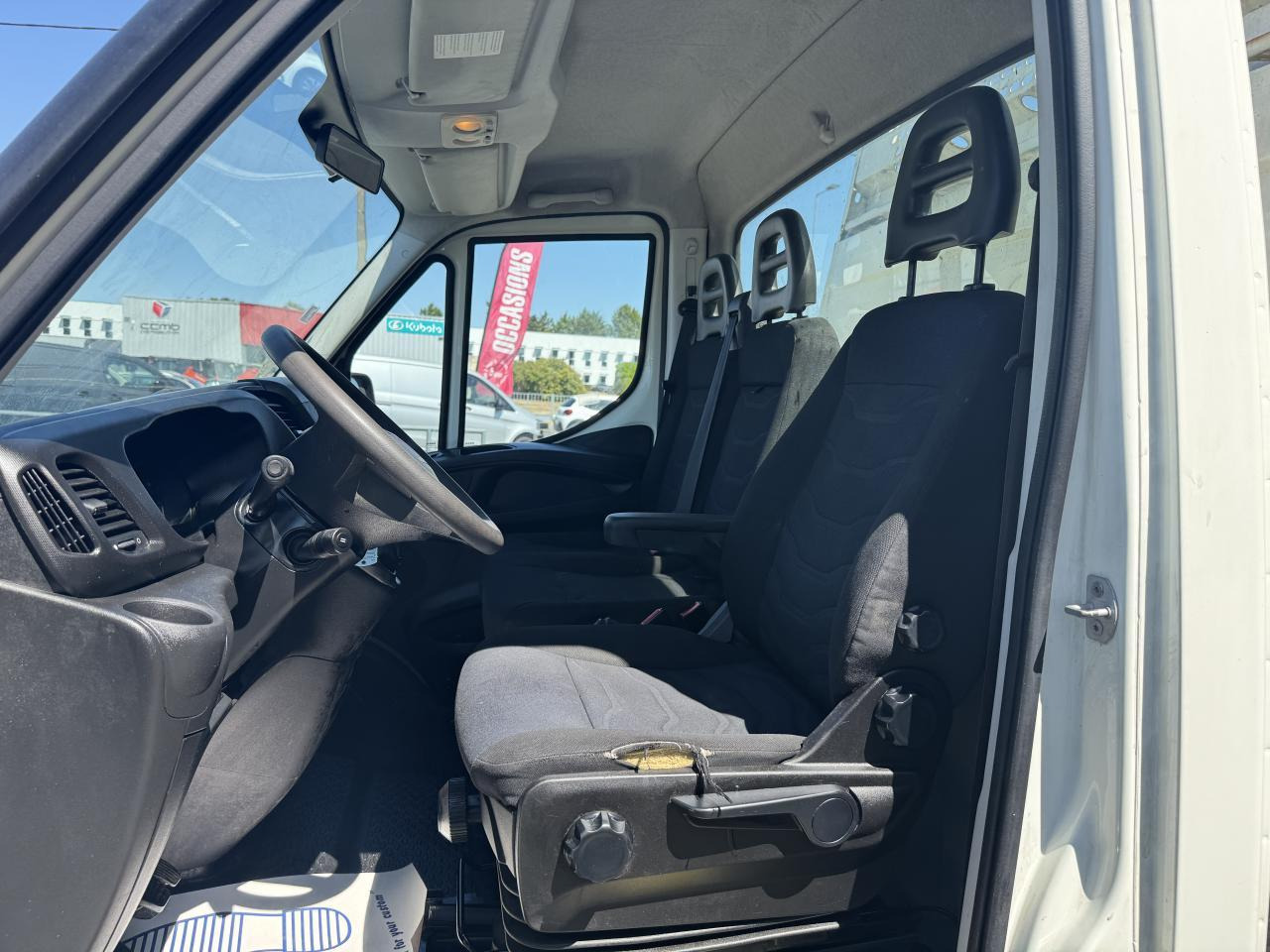 Iveco Daily IVECO 35 C 12 BENNE RJ 2.3 120 CH - Xe ben nhỏ: hình 4 Iveco Daily IVECO 35 C 12 BENNE RJ 2.3 120 CH - Xe ben nhỏ: hình 4