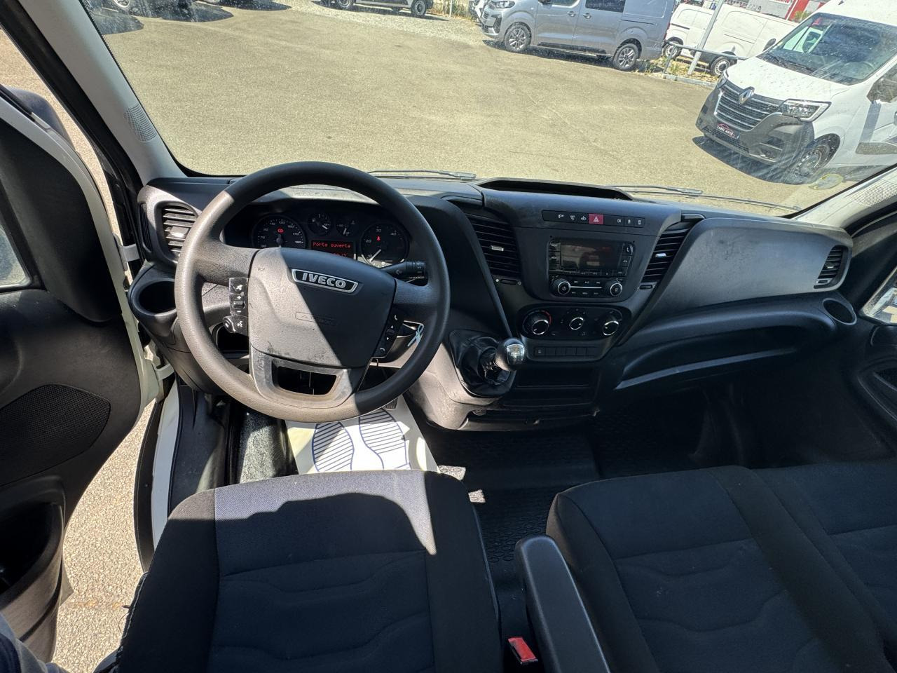 Iveco Daily IVECO 35 C 12 BENNE RJ 2.3 120 CH - Xe ben nhỏ: hình 3 Iveco Daily IVECO 35 C 12 BENNE RJ 2.3 120 CH - Xe ben nhỏ: hình 3