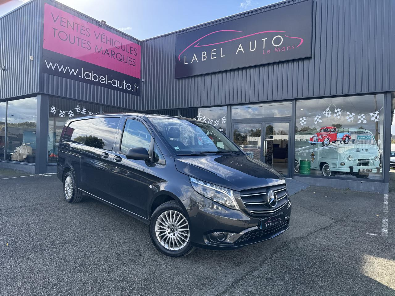 MERCEDES Vito MIXTO Extra Long 3.05t 119 CDI BlueEfficiency - BVA 9G-Tronic Propulsion MIXTO - BM 447 first - Xe van chở hàng: hình 2 MERCEDES Vito MIXTO Extra Long 3.05t 119 CDI BlueEfficiency - BVA 9G-Tronic Propulsion MIXTO - BM 447 first - Xe van chở hàng: hình 2