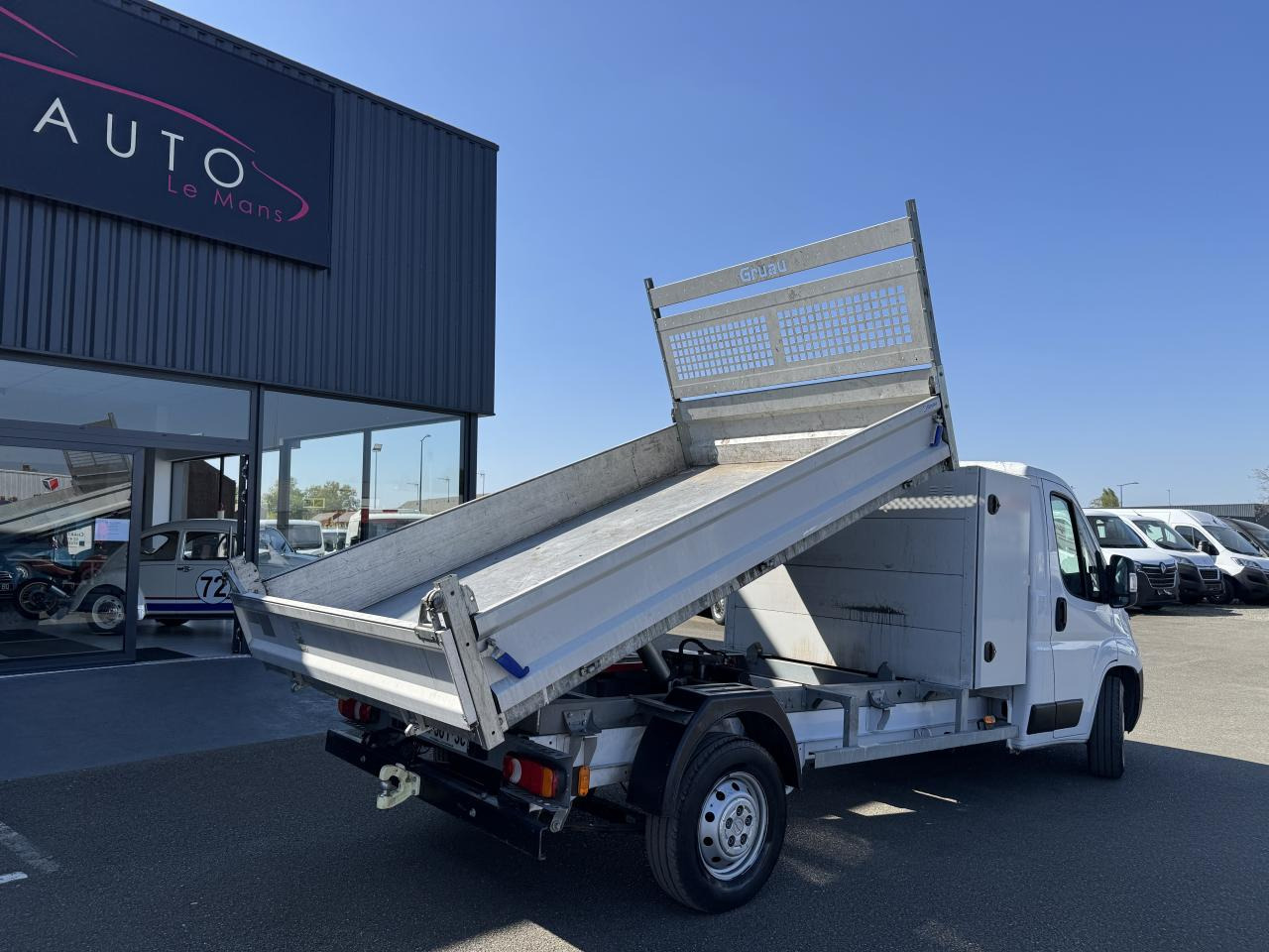 OPEL Movano 3.5t L2.2 BlueHDi Maxi 140CH BENNE COFFRE - Xe ben nhỏ: hình 4 OPEL Movano 3.5t L2.2 BlueHDi Maxi 140CH BENNE COFFRE - Xe ben nhỏ: hình 4