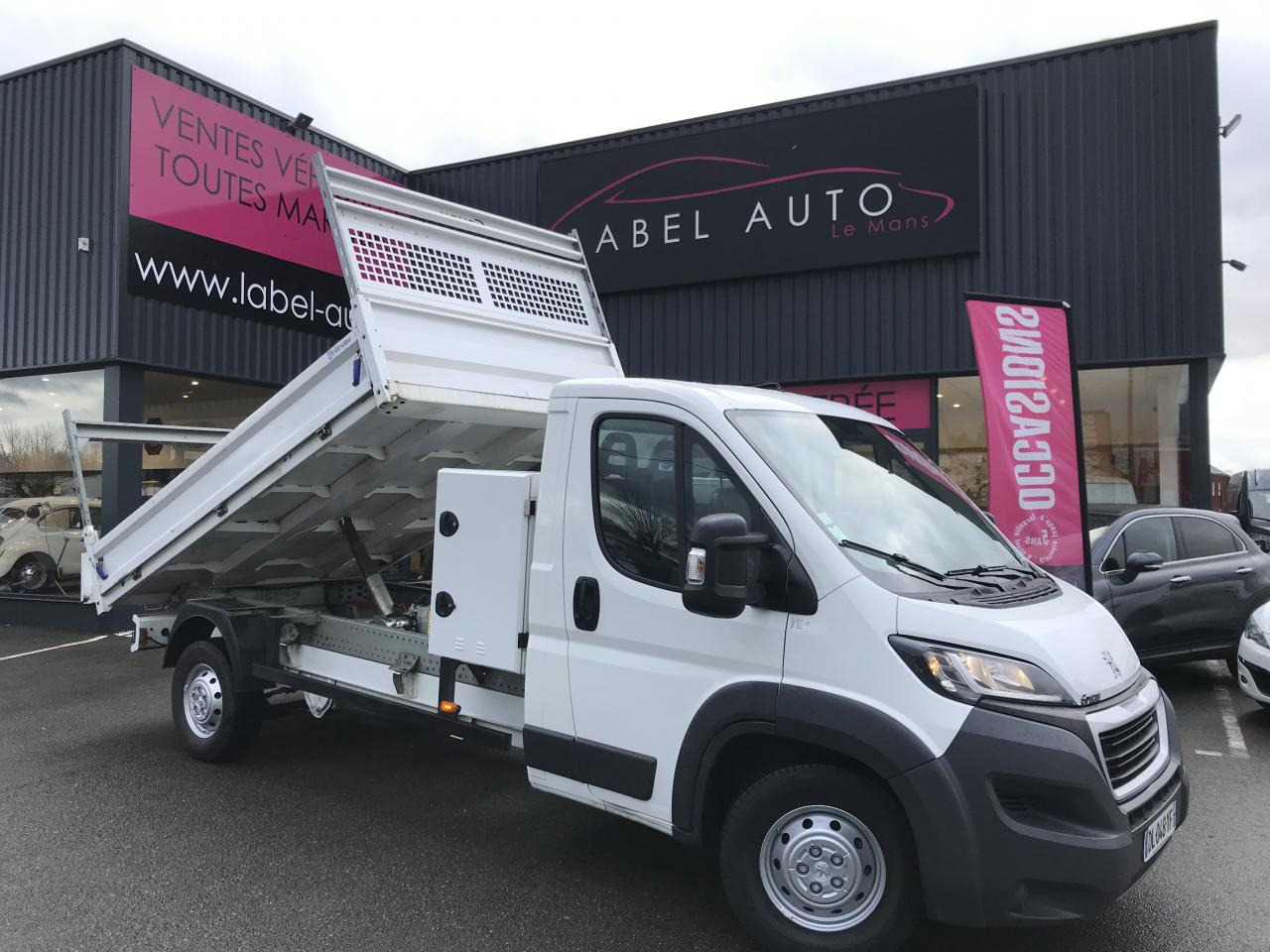 PEUGEOT BOXER 3T5 BENNE + COFFRE 2.2 HDI 165CH - Xe ben nhỏ: hình 1 PEUGEOT BOXER 3T5 BENNE + COFFRE 2.2 HDI 165CH - Xe ben nhỏ: hình 1