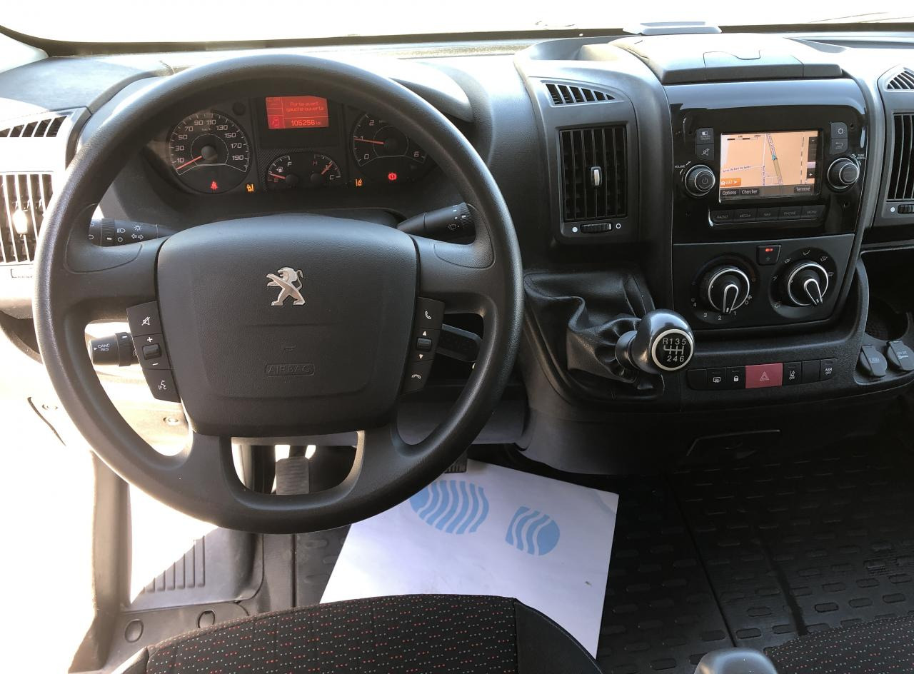 PEUGEOT Boxer 3.3t L2H2 2.2 HDi 140 CH ASPHALT FOURGON TOLE - Xe van chở hàng: hình 3 PEUGEOT Boxer 3.3t L2H2 2.2 HDi 140 CH ASPHALT FOURGON TOLE - Xe van chở hàng: hình 3