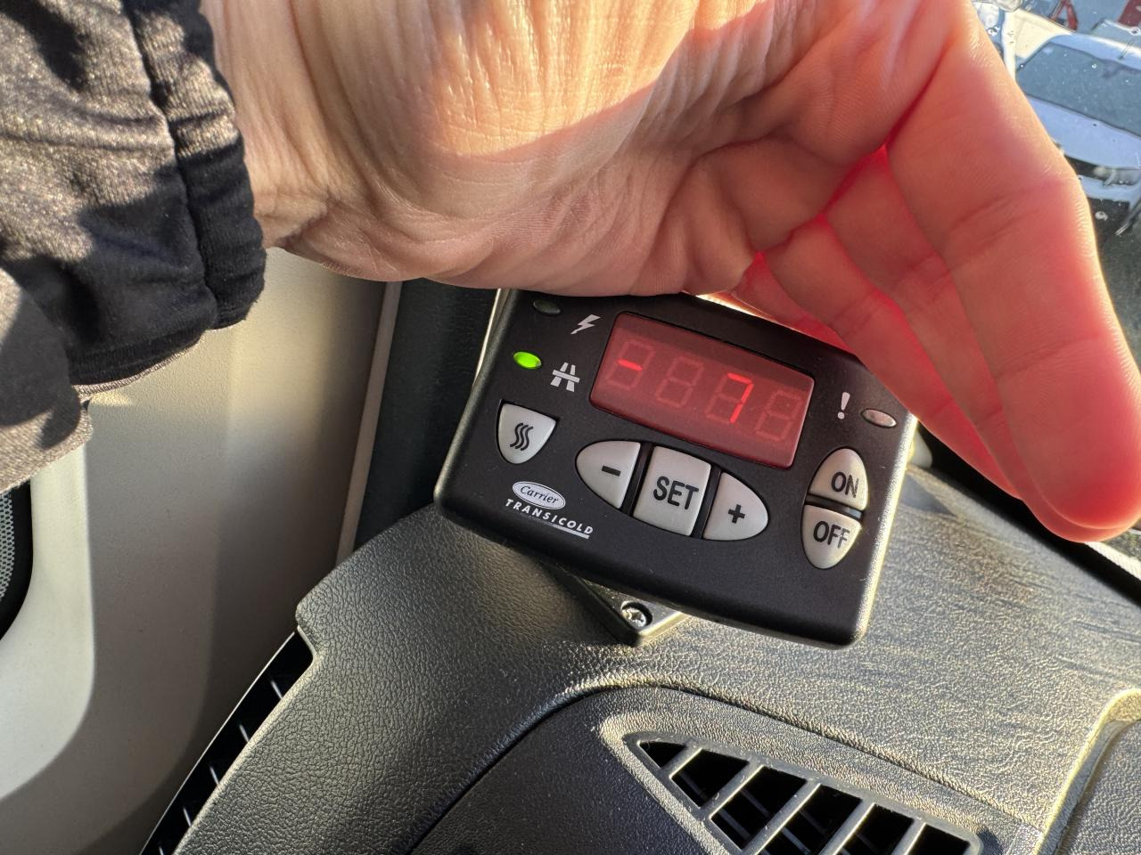 PEUGEOT Boxer Asphalt 330 L2H2 2.2 BlueHDi S&S - 140 ch Fourgon Tolé Frigorifique - Xe van chở hàng: hình 3 PEUGEOT Boxer Asphalt 330 L2H2 2.2 BlueHDi S&S - 140 ch Fourgon Tolé Frigorifique - Xe van chở hàng: hình 3