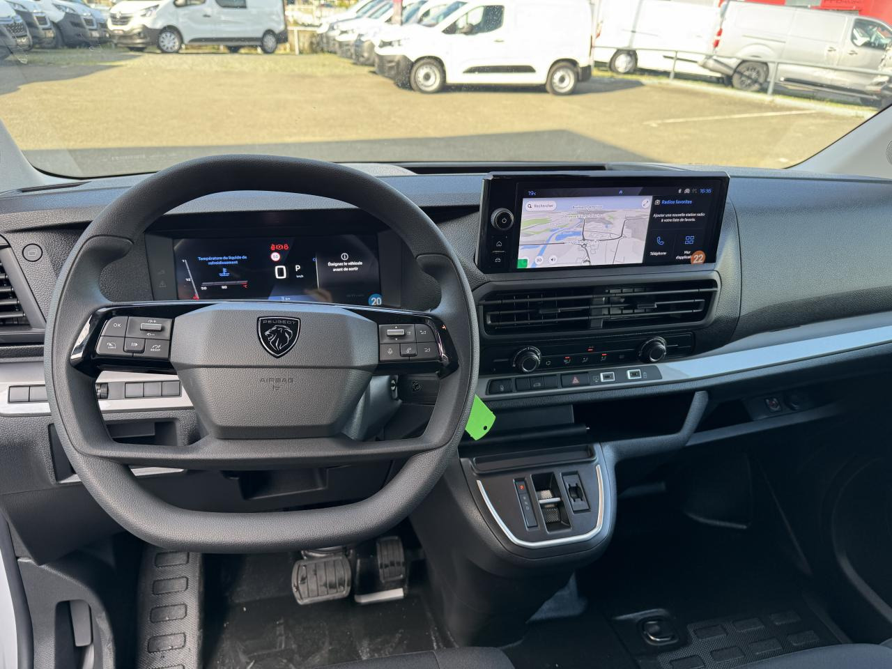 PEUGEOT Expert M 2.0 BlueHDi - 145 S&S - BV EAT8 III FOURGON Fourgon PHASE 2 - Xe van chở hàng: hình 4 PEUGEOT Expert M 2.0 BlueHDi - 145 S&S - BV EAT8 III FOURGON Fourgon PHASE 2 - Xe van chở hàng: hình 4