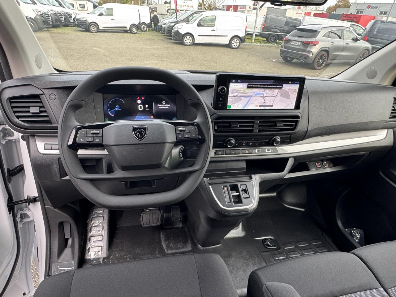 PEUGEOT Expert M 2.0 BlueHDi - 145 S&S - BV EAT8 III FOURGON Fourgon PHASE 2 - Xe van chở hàng: hình 4 PEUGEOT Expert M 2.0 BlueHDi - 145 S&S - BV EAT8 III FOURGON Fourgon PHASE 2 - Xe van chở hàng: hình 4