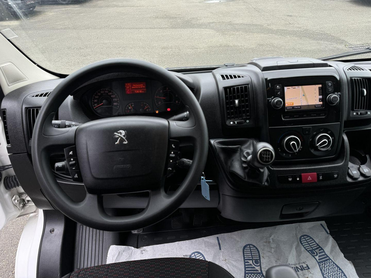 Peugeot Boxer 333 L1H1 2.2 BLUEHDI S&S 140CH ASPHALT - Xe van chở hàng: hình 3 Peugeot Boxer 333 L1H1 2.2 BLUEHDI S&S 140CH ASPHALT - Xe van chở hàng: hình 3