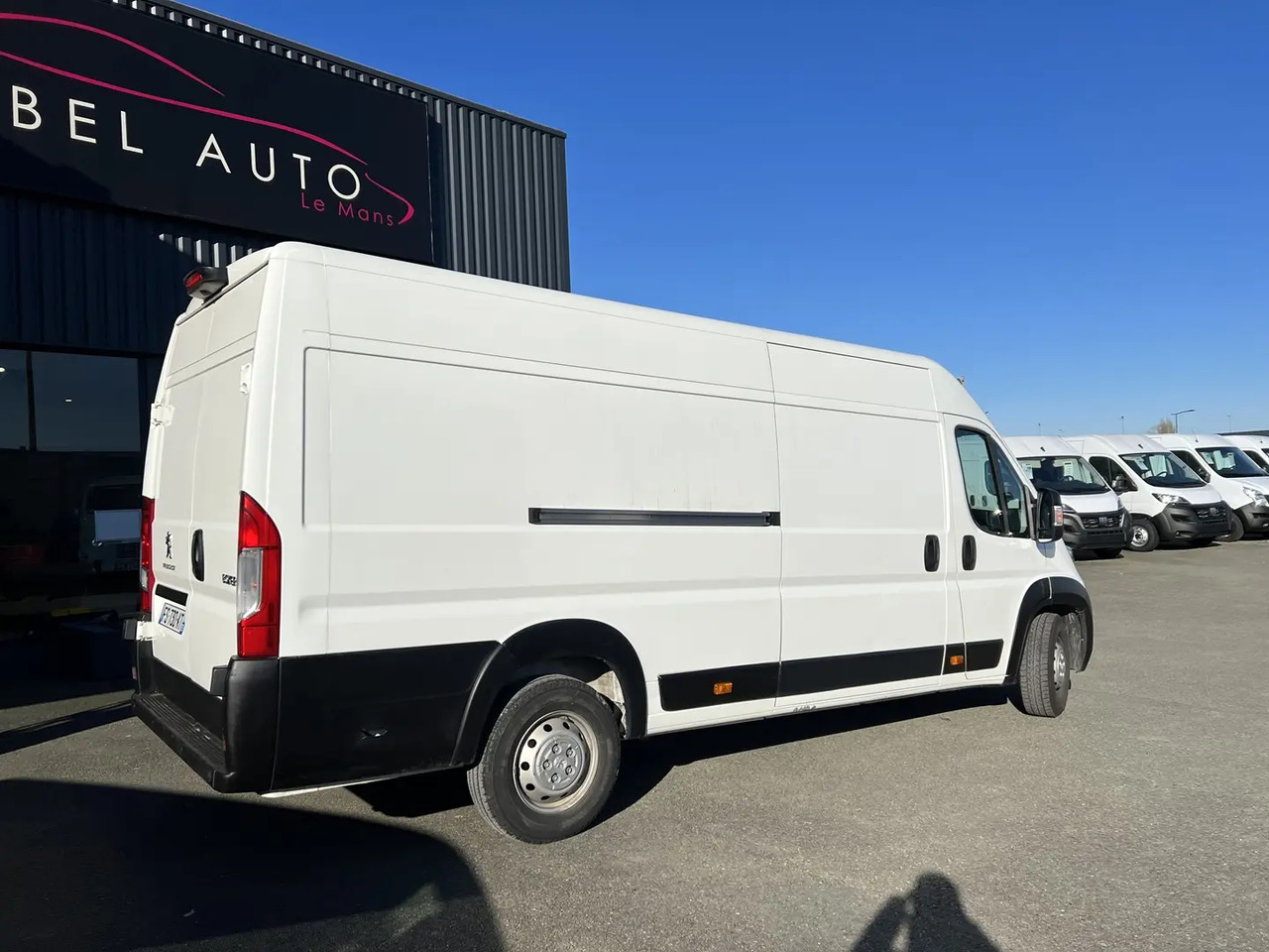 Peugeot Boxer 435 L4H2 2.2 BLUEHDI S&S 140CH ASPHALT - Xe van chở hàng: hình 5 Peugeot Boxer 435 L4H2 2.2 BLUEHDI S&S 140CH ASPHALT - Xe van chở hàng: hình 5