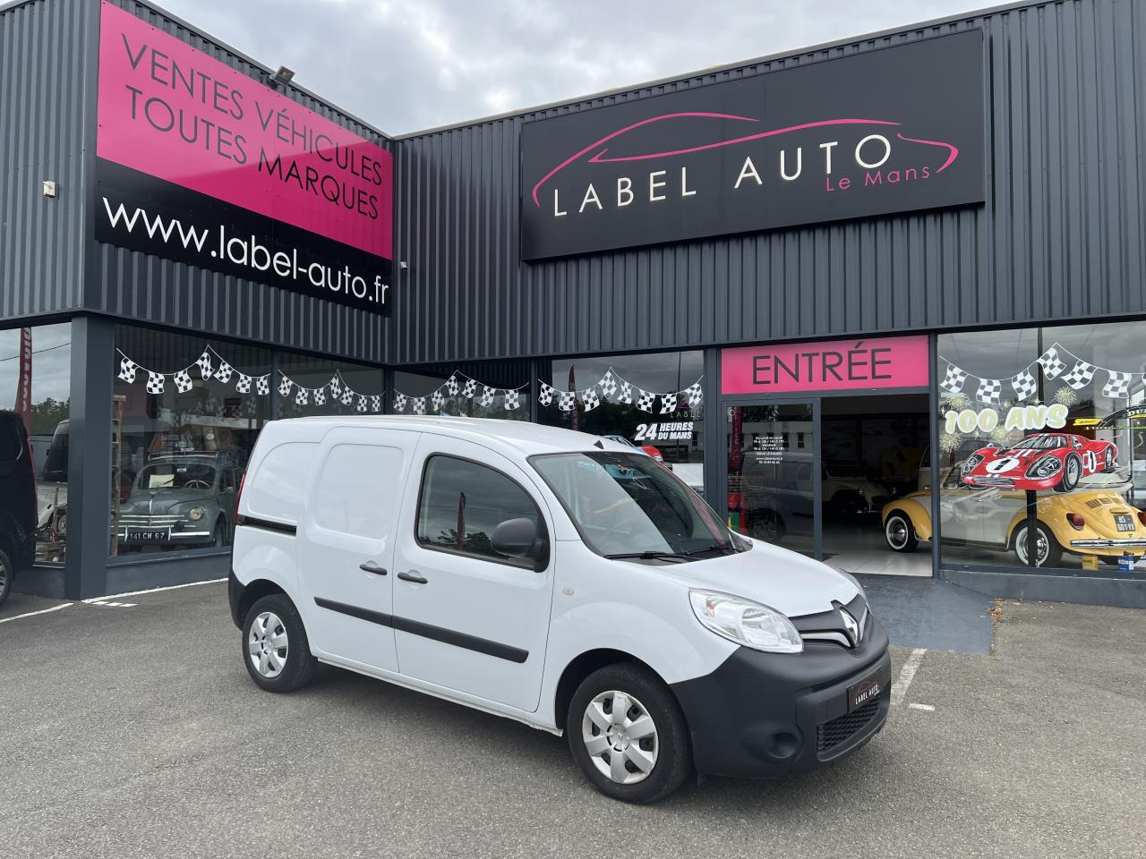 RENAULT KANGOO 1.5 DCI 80CH CONFORT - Xe van chở hàng: hình 1 RENAULT KANGOO 1.5 DCI 80CH CONFORT - Xe van chở hàng: hình 1