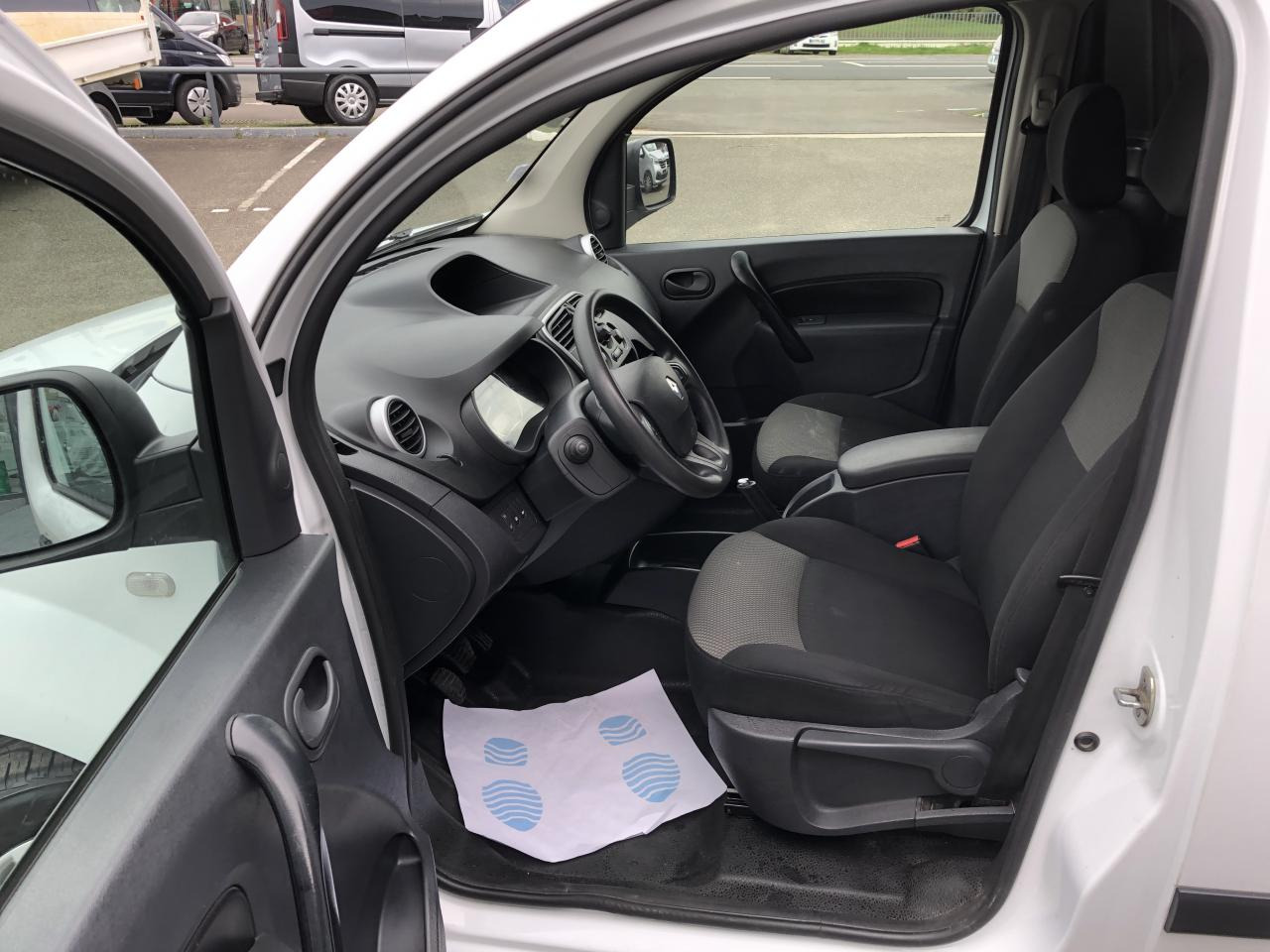 RENAULT KANGOO 1.5 DCI 80CH CONFORT - Xe van chở hàng: hình 5 RENAULT KANGOO 1.5 DCI 80CH CONFORT - Xe van chở hàng: hình 5