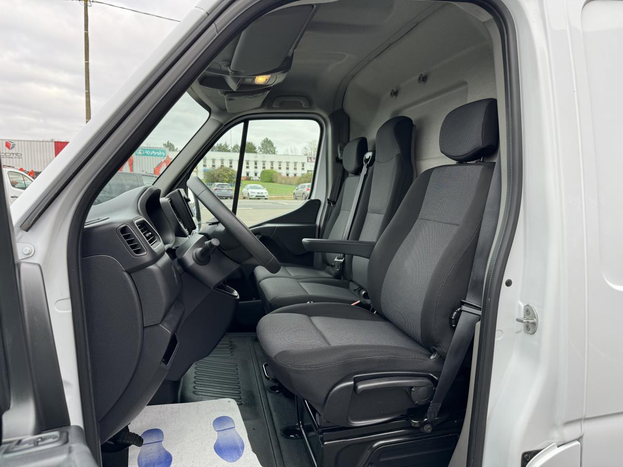 RENAULT MASTER 3T5 2.3 DCI 150CH GRAND CONFORT - Xe van chở hàng: hình 5 RENAULT MASTER 3T5 2.3 DCI 150CH GRAND CONFORT - Xe van chở hàng: hình 5