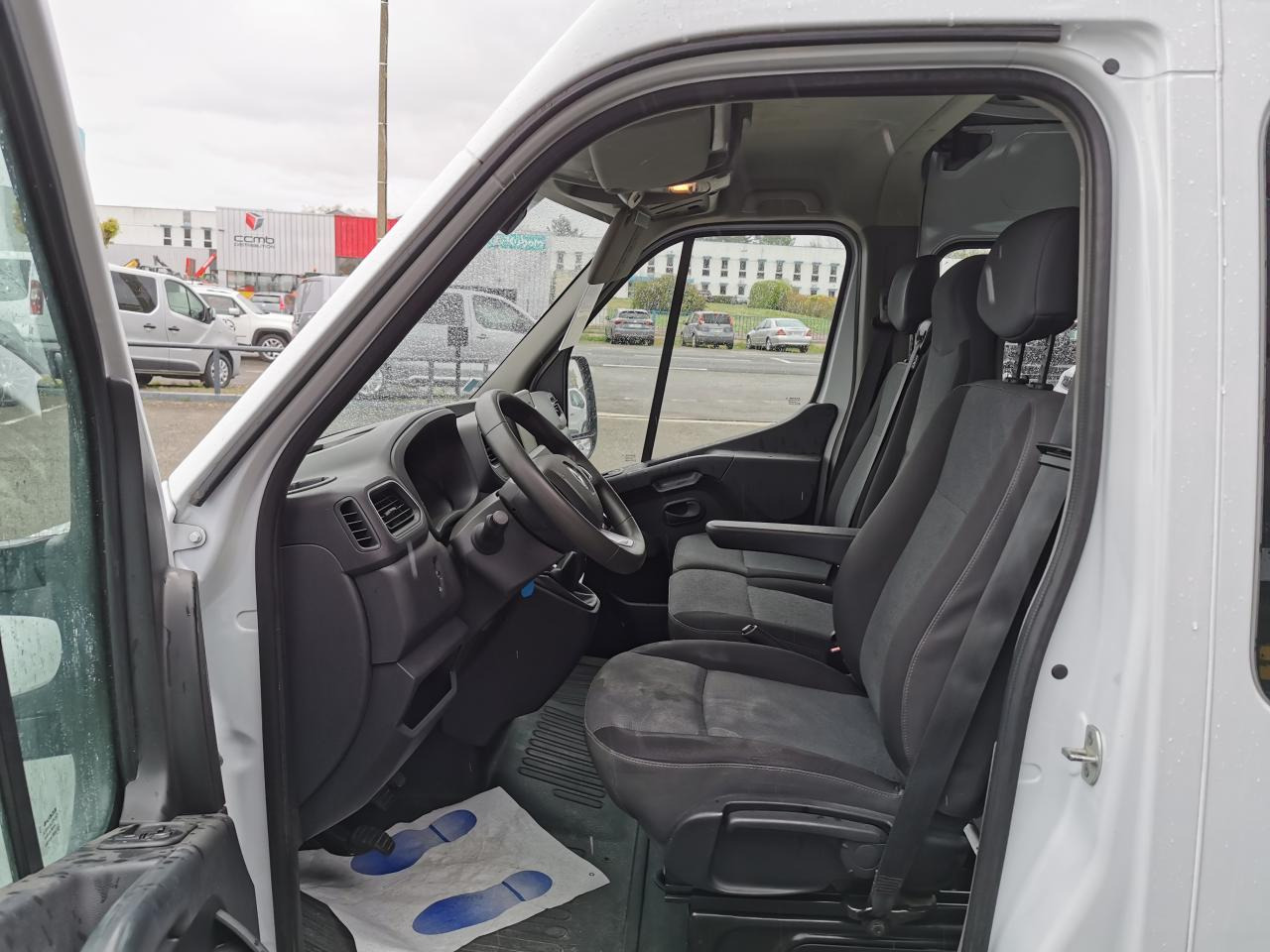 RENAULT MASTER 3T5 L2H2 2.3 DCI 150 CH CABINE APPROFONDIE 7 PLACES - Xe van chở hàng: hình 5 RENAULT MASTER 3T5 L2H2 2.3 DCI 150 CH CABINE APPROFONDIE 7 PLACES - Xe van chở hàng: hình 5