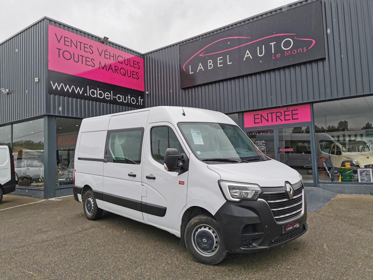 RENAULT Master Confort F3300 L2H2 2.3 dCi - 135 III CABINE APPROFONDIE Cabine approfondie L2H2 Traction PHA - Xe van chở hàng: hình 3 RENAULT Master Confort F3300 L2H2 2.3 dCi - 135 III CABINE APPROFONDIE Cabine approfondie L2H2 Traction PHA - Xe van chở hàng: hình 3