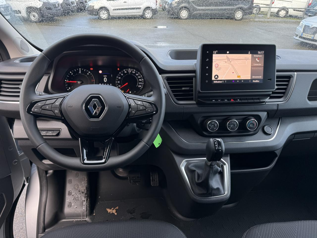 RENAULT Trafic L1H1 3000 Kg 2.0 Blue dCi - 150 - BVA 2025 III FOURGON Fourgon Advance L1H1 PHASE 3 - Xe van chở hàng: hình 4 RENAULT Trafic L1H1 3000 Kg 2.0 Blue dCi - 150 - BVA 2025 III FOURGON Fourgon Advance L1H1 PHASE 3 - Xe van chở hàng: hình 4