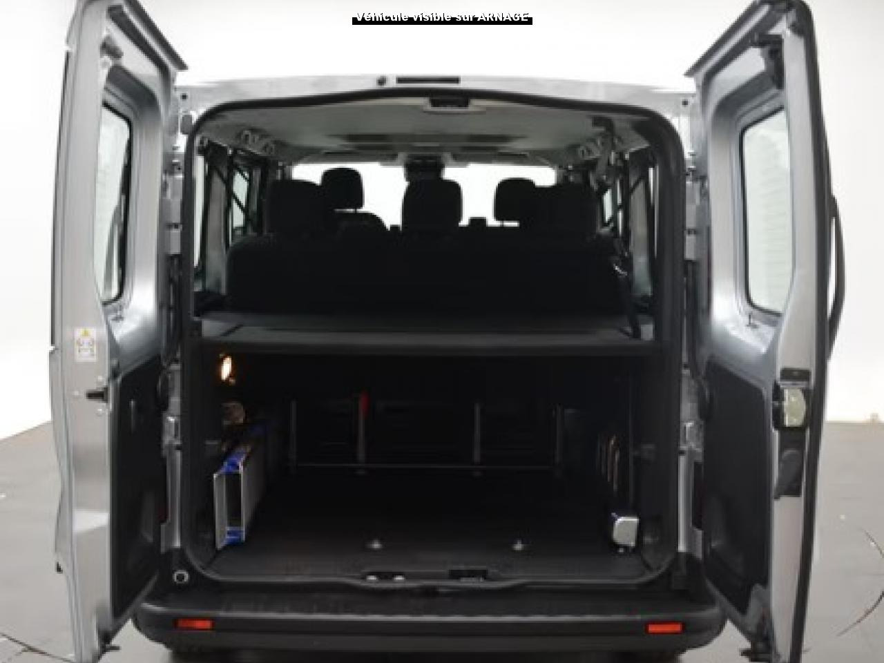 RENAULT Trafic L2 2.0 Energy dCi - 150 - S&S - 24b III COMBI Combi Grand Evolution L2H1 PHASE 3 - Xe tải van: hình 3 RENAULT Trafic L2 2.0 Energy dCi - 150 - S&S - 24b III COMBI Combi Grand Evolution L2H1 PHASE 3 - Xe tải van: hình 3