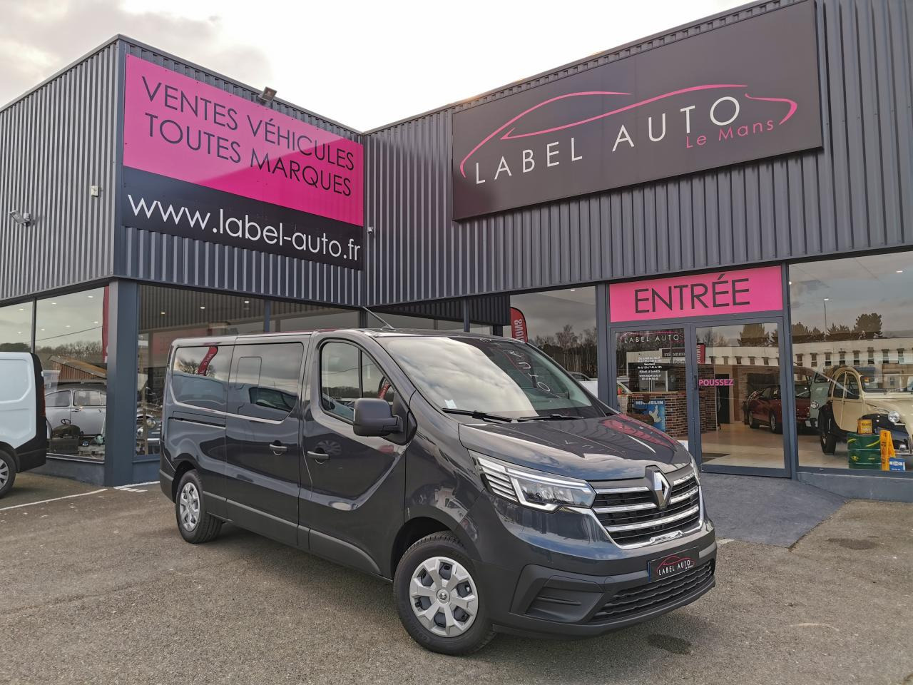RENAULT Trafic L2 2.0 Energy dCi - 150 - S&S - BV EDC Euro 6e III COMBI Combi Intens L2H1 PHASE 3 - Xe van chở khách: hình 1 RENAULT Trafic L2 2.0 Energy dCi - 150 - S&S - BV EDC Euro 6e III COMBI Combi Intens L2H1 PHASE 3 - Xe van chở khách: hình 1