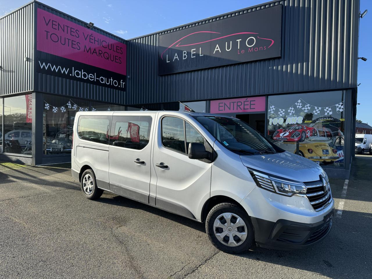 RENAULT Trafic L2 2.0 Energy dCi - 150 - S&S III COMBI Combi Zen L2H1 PHASE 3 - Xe van chở khách: hình 3 RENAULT Trafic L2 2.0 Energy dCi - 150 - S&S III COMBI Combi Zen L2H1 PHASE 3 - Xe van chở khách: hình 3