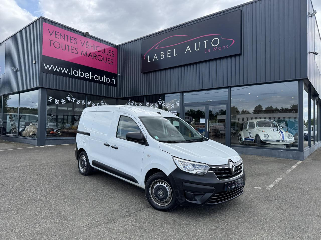 Renault Express 1.5 BLUE DCI 95CH CONFORT 22 - Xe van nhỏ gọn: hình 1 Renault Express 1.5 BLUE DCI 95CH CONFORT 22 - Xe van nhỏ gọn: hình 1