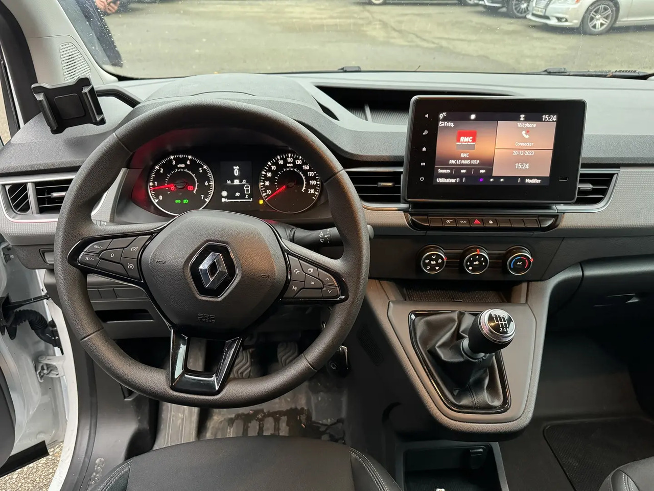 Renault Express 1.5 BLUE DCI 95CH CONFORT 22 - Xe van chở hàng: hình 4 Renault Express 1.5 BLUE DCI 95CH CONFORT 22 - Xe van chở hàng: hình 4