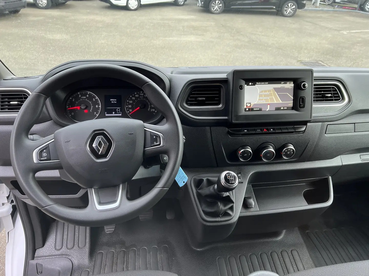 Renault Master F3300 L2H2 2.3 BLUE DCI 135CH GRAND CONFORT EURO6 - Xe van chở hàng: hình 3 Renault Master F3300 L2H2 2.3 BLUE DCI 135CH GRAND CONFORT EURO6 - Xe van chở hàng: hình 3