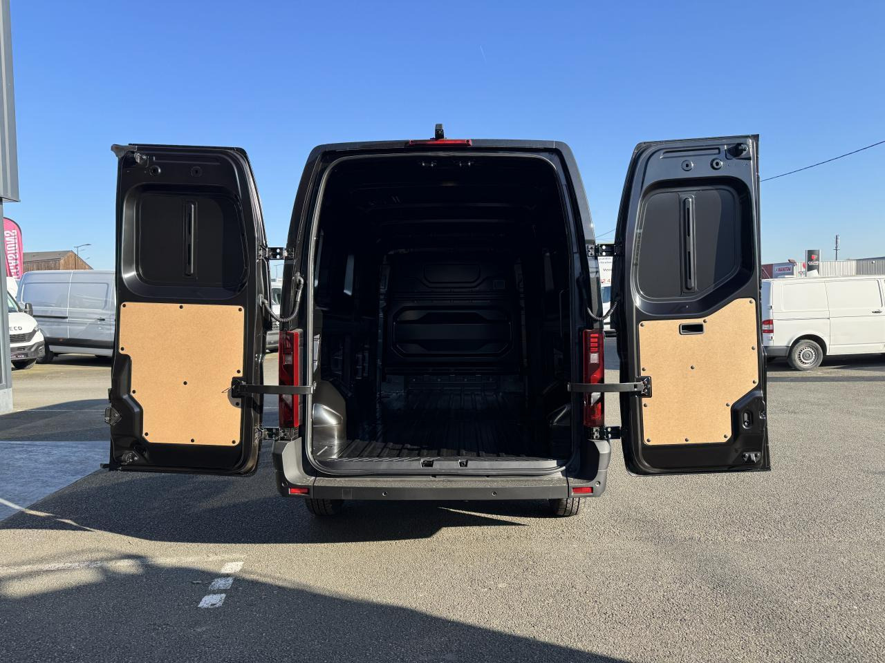 Renault Master F3500 L3H2 2.0 BLUE DCI 150CH EXTRA + CAMERA - Xe van chở hàng: hình 2 Renault Master F3500 L3H2 2.0 BLUE DCI 150CH EXTRA + CAMERA - Xe van chở hàng: hình 2