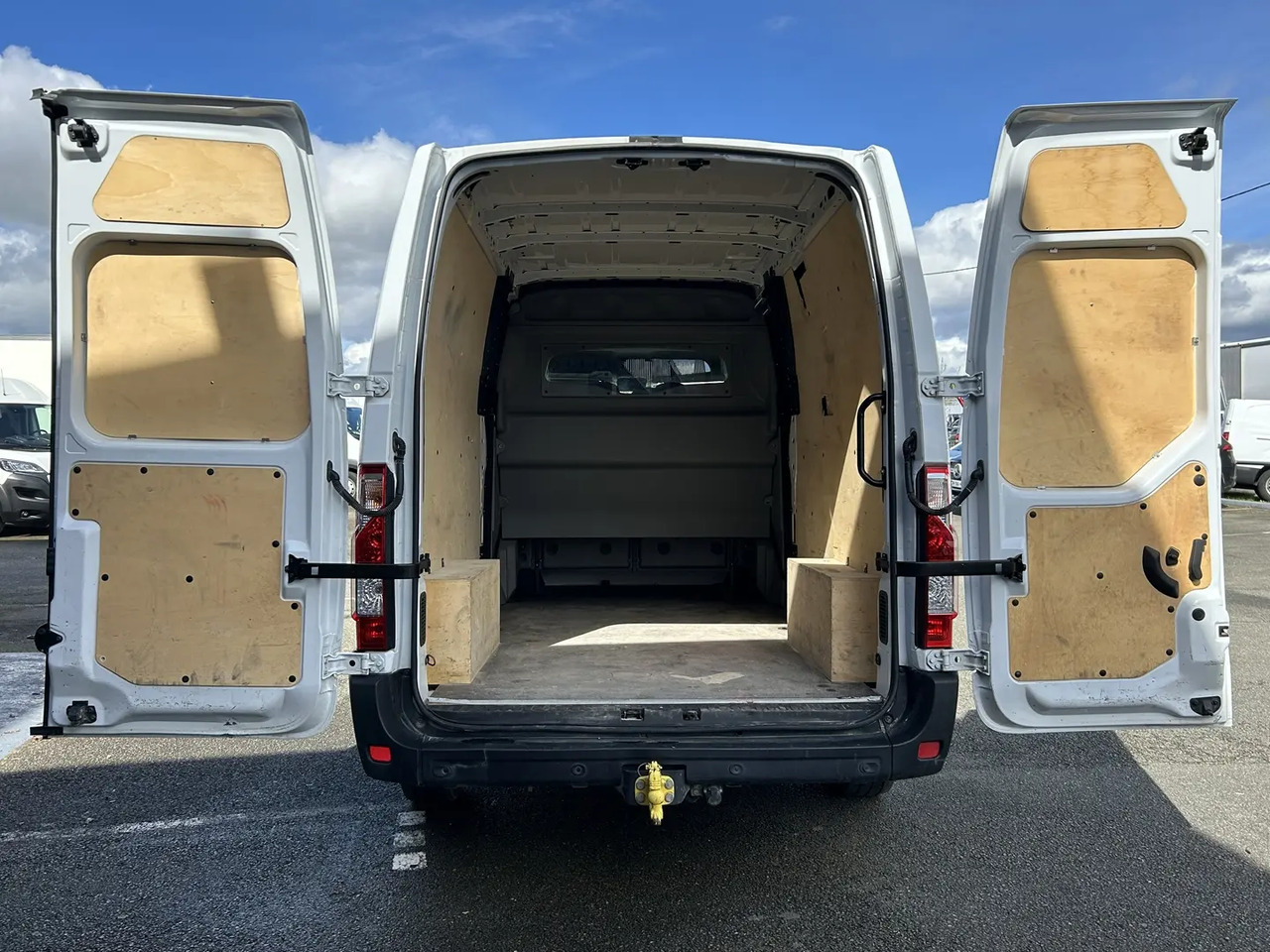 Renault Master F3500 L3H2 2.3 BLUE DCI 135CH CABINE APPROFONDIE GRAND CONFORT - Xe tải van: hình 4 Renault Master F3500 L3H2 2.3 BLUE DCI 135CH CABINE APPROFONDIE GRAND CONFORT - Xe tải van: hình 4
