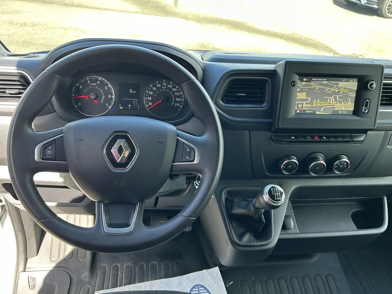 Renault Master F3500 L3H2 2.3 BLUE DCI 135CH CABINE APPROFONDIE GRAND CONFORT - Xe tải van: hình 5 Renault Master F3500 L3H2 2.3 BLUE DCI 135CH CABINE APPROFONDIE GRAND CONFORT - Xe tải van: hình 5