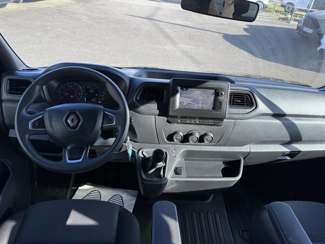 Renault Master RENAULT 3T5 BENNE + COFFRE RJ DOUBLE CABINE 6 PL 2.3 DCI 130 CH CONFORT + GPS + REGUL + CLIM - Xe ben nhỏ: hình 3 Renault Master RENAULT 3T5 BENNE + COFFRE RJ DOUBLE CABINE 6 PL 2.3 DCI 130 CH CONFORT + GPS + REGUL + CLIM - Xe ben nhỏ: hình 3