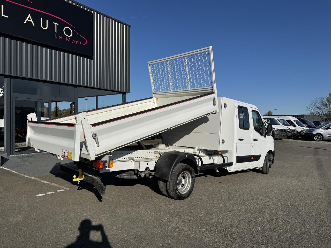Renault Master RENAULT 3T5 BENNE + COFFRE RJ DOUBLE CABINE 6 PL 2.3 DCI 130 CH CONFORT + GPS + REGUL + CLIM - Xe ben nhỏ: hình 5 Renault Master RENAULT 3T5 BENNE + COFFRE RJ DOUBLE CABINE 6 PL 2.3 DCI 130 CH CONFORT + GPS + REGUL + CLIM - Xe ben nhỏ: hình 5