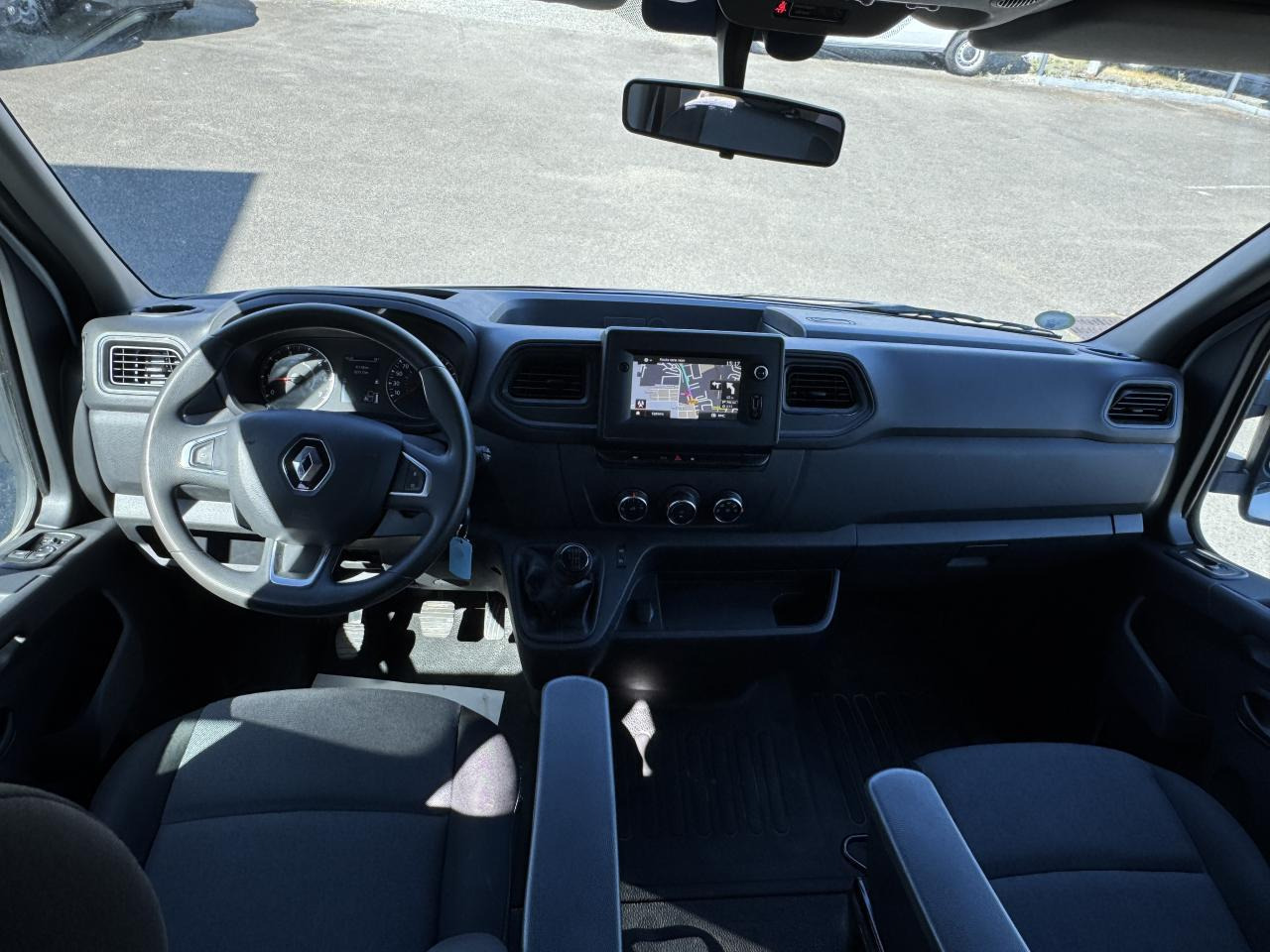 Renault Master RENAULT 3T5 BENNE + COFFRE RJ DOUBLE CABINE 6 PL 2.3 DCI 130 CH CONFORT + GPS + REGUL + CLIM - Xe ben nhỏ: hình 3 Renault Master RENAULT 3T5 BENNE + COFFRE RJ DOUBLE CABINE 6 PL 2.3 DCI 130 CH CONFORT + GPS + REGUL + CLIM - Xe ben nhỏ: hình 3