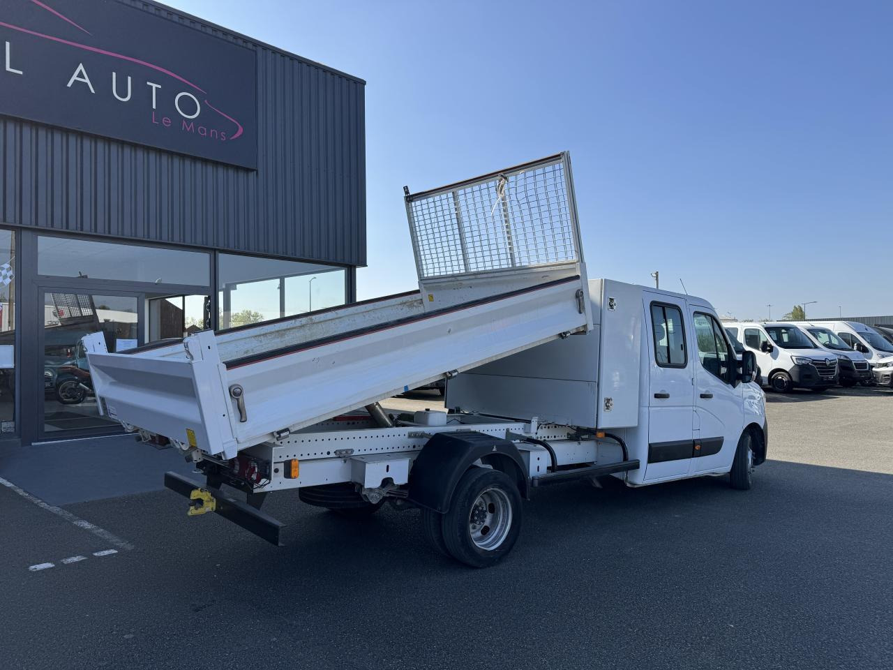 Renault Master combi RENAULT 3T5 BENNE + COFFRE RJ DOUBLE CABINE 6 PL 2.3 DCI 130 CH CONFORT + GPS + REGUL + CLIM - Xe ben nhỏ: hình 5 Renault Master combi RENAULT 3T5 BENNE + COFFRE RJ DOUBLE CABINE 6 PL 2.3 DCI 130 CH CONFORT + GPS + REGUL + CLIM - Xe ben nhỏ: hình 5