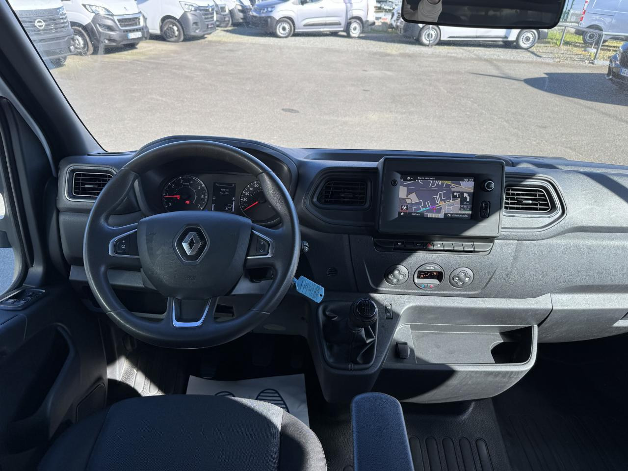 Renault Master combi RENAULT 3T5 BENNE + COFFRE RJ DOUBLE CABINE 6 PL 2.3 DCI 130 CH CONFORT + GPS + REGUL + CLIM - Xe ben nhỏ: hình 3 Renault Master combi RENAULT 3T5 BENNE + COFFRE RJ DOUBLE CABINE 6 PL 2.3 DCI 130 CH CONFORT + GPS + REGUL + CLIM - Xe ben nhỏ: hình 3