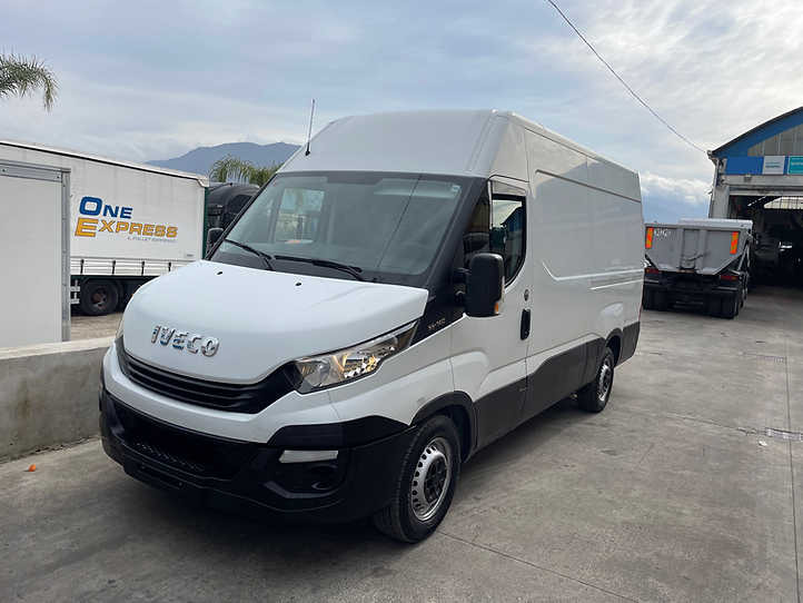 IVECO DAILY FURGONE - Xe van chở hàng: hình 1 IVECO DAILY FURGONE - Xe van chở hàng: hình 1