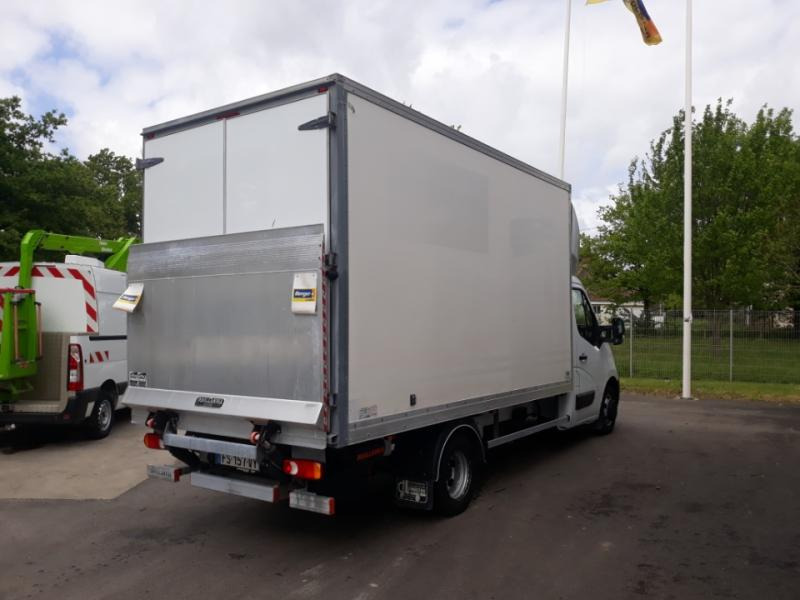 Opel Movano 20m3 145Cv avec hayon - Xe tải nhỏ thùng kín: hình 4 Opel Movano 20m3 145Cv avec hayon - Xe tải nhỏ thùng kín: hình 4