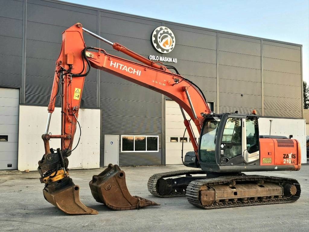 Hitachi ZX 210 LC-3 - Máy xúc bánh xích: hình 1 Hitachi ZX 210 LC-3 - Máy xúc bánh xích: hình 1