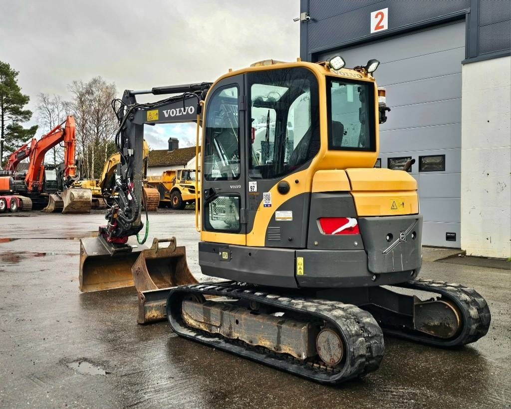 Volvo ECR 58 - Máy xúc mini: hình 3 Volvo ECR 58 - Máy xúc mini: hình 3