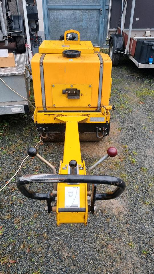 DVH 701 Weber Walze Glattmantel Walze Rüttelwalze Dublex Vibrationswalze Rüttelplatte Strassenwalze Plattenverdichter DVH 603 - Máy lăn nhỏ: hình 4 DVH 701 Weber Walze Glattmantel Walze Rüttelwalze Dublex Vibrationswalze Rüttelplatte Strassenwalze Plattenverdichter DVH 603 - Máy lăn nhỏ: hình 4