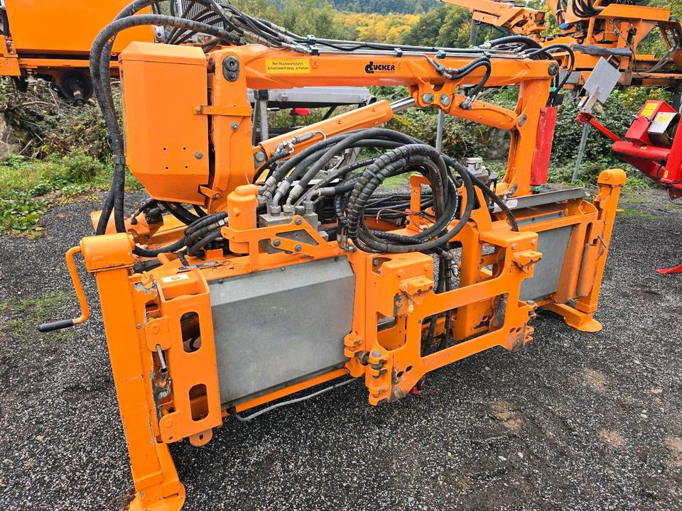 Dücker DUA 700 für Fendt Deutz Böschungsmäher Böschungsmulcher Traktor Bankettmäher 800 600 Mulag Una MHU - Máy cắt cỏ: hình 3 Dücker DUA 700 für Fendt Deutz Böschungsmäher Böschungsmulcher Traktor Bankettmäher 800 600 Mulag Una MHU - Máy cắt cỏ: hình 3