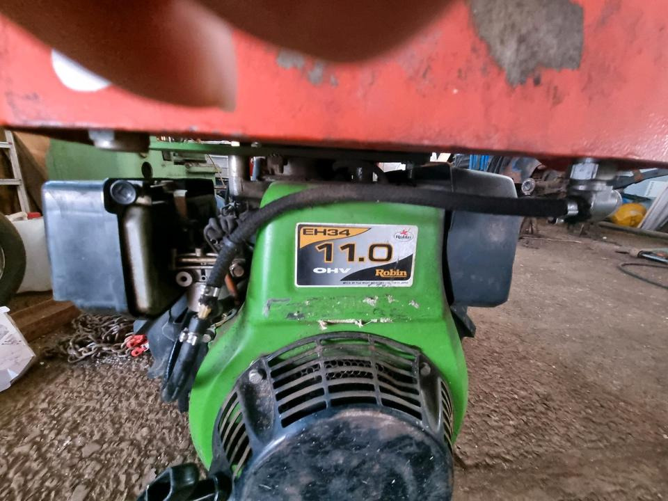 Motormäher Agria 5500 KL Grizzly Böschungsmulcher Hangmäher Reform Aebi Rasenmäher Mähausleger Böschungsmulcher Seitenmulcher Mulchgerät - Máy cắt cỏ vườn: hình 4 Motormäher Agria 5500 KL Grizzly Böschungsmulcher Hangmäher Reform Aebi Rasenmäher Mähausleger Böschungsmulcher Seitenmulcher Mulchgerät - Máy cắt cỏ vườn: hình 4