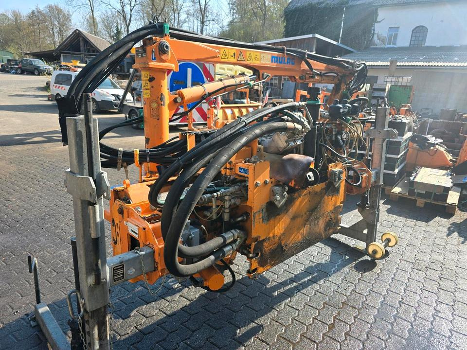 Mulag MKM 700 Böschungsmäher Böschungsmulcher Ausleger Auslegemulcher Unimog 405 427 430 U300 U 400 500 Mercedes-Benz Dücker DUA FME UNA - Dàn băm cỏ cần cẩu: hình 3 Mulag MKM 700 Böschungsmäher Böschungsmulcher Ausleger Auslegemulcher Unimog 405 427 430 U300 U 400 500 Mercedes-Benz Dücker DUA FME UNA - Dàn băm cỏ cần cẩu: hình 3