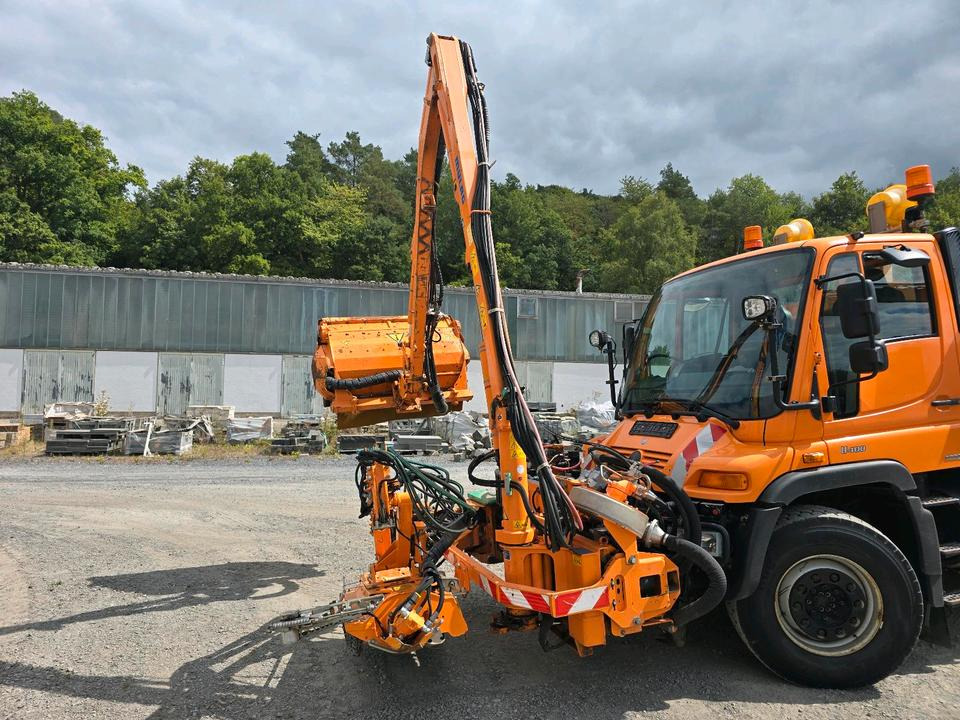 Mulag MKM 700 Mähausleger 2015 Böschungsmäher Böschungsmulcher Tandemmäher Für Unimog UGE UGN 405 427 424 U400 300 500 - Dàn băm cỏ cần cẩu: hình 4 Mulag MKM 700 Mähausleger 2015 Böschungsmäher Böschungsmulcher Tandemmäher Für Unimog UGE UGN 405 427 424 U400 300 500 - Dàn băm cỏ cần cẩu: hình 4