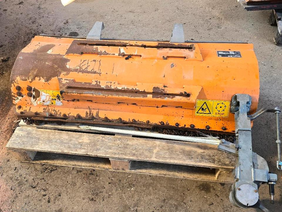 Mulag RMK 1200 BJ. 2015 Randstreifenmäher Böschungsmäher Böschungsmulcher für FME 600 700 MKM FMK Unimog 405 424 427 U 300 400 500 430 - Dàn băm cỏ địa hình nghiêng: hình 3 Mulag RMK 1200 BJ. 2015 Randstreifenmäher Böschungsmäher Böschungsmulcher für FME 600 700 MKM FMK Unimog 405 424 427 U 300 400 500 430 - Dàn băm cỏ địa hình nghiêng: hình 3