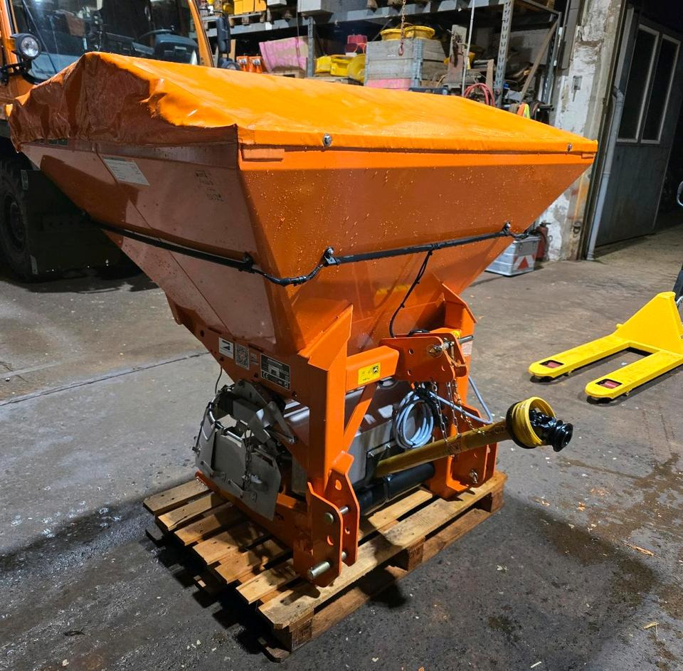 Neuer Amazone E+S 750 Salzstreuer Düngerstreuer Winterdienst Streuautomat Streusilo Solestreuer passend für Traktor Fendt Deutz Claas Case - Máy dàn trải cát/ Muối: hình 3 Neuer Amazone E+S 750 Salzstreuer Düngerstreuer Winterdienst Streuautomat Streusilo Solestreuer passend für Traktor Fendt Deutz Claas Case - Máy dàn trải cát/ Muối: hình 3