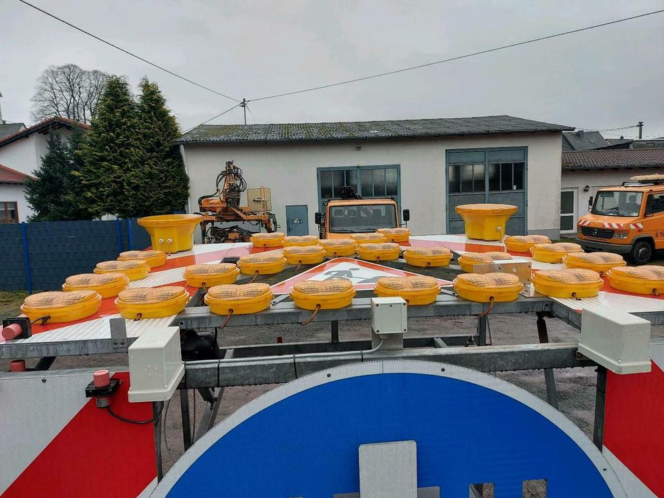 Rơ moóc Nissen AMD A2/13 Verkehrsleitanhänger Verkehrssicherungsanhänger: hình 6