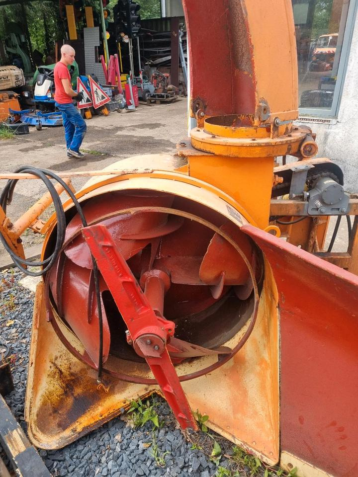 Schmidt S3 Schneeschleuder Schneefräse 240cm für Unimog U300 400 500 405 427 423 429 530 535 Schneepflug Schneeschild Scheeschieber Winterdienst Schmidt Beilhack - Máy thổi tuyết: hình 4 Schmidt S3 Schneeschleuder Schneefräse 240cm für Unimog U300 400 500 405 427 423 429 530 535 Schneepflug Schneeschild Scheeschieber Winterdienst Schmidt Beilhack - Máy thổi tuyết: hình 4