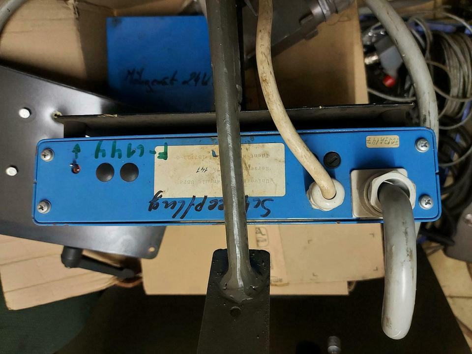 Schmidt Schneepflug Steuerung Bedienung Bordcomputer - ECU cho Tiện ích/ Xe đặc dụng: hình 2 Schmidt Schneepflug Steuerung Bedienung Bordcomputer - ECU cho Tiện ích/ Xe đặc dụng: hình 2