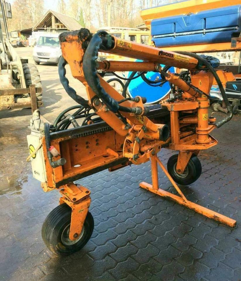 Suche Dücker Mulag Mähausleger Böschungsmulcher Schmidt Unimog - Dàn băm cỏ cần cẩu: hình 3 Suche Dücker Mulag Mähausleger Böschungsmulcher Schmidt Unimog - Dàn băm cỏ cần cẩu: hình 3