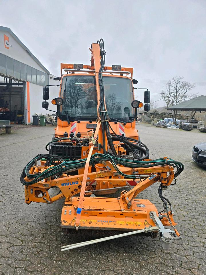 Mercedes-Benz Unimog 405 U400 mit Mulag MKM 700 Schmidt Stratos Salzstreuer 400 500 300 423 430 527 Dücker - Tiện ích/ Xe đặc dụng: hình 4 Mercedes-Benz Unimog 405 U400 mit Mulag MKM 700 Schmidt Stratos Salzstreuer 400 500 300 423 430 527 Dücker - Tiện ích/ Xe đặc dụng: hình 4